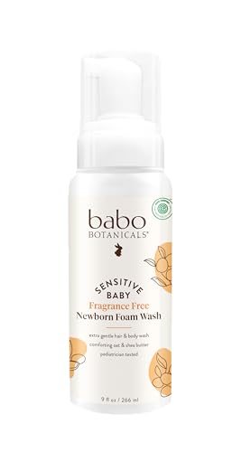 Babo Botanicals Sensitive Baby Fragrance-Free Newborn Foam Wash - Gentle formula - Oat, Shea & Cocoa Butter - EWG Verified - Vegan - From birth on