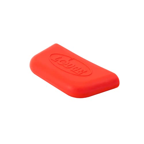 Lodge BOLD Silicone Assist Handle Holder - Dishwasher Safe Hot Handle Holder Upgraded Design for Lodge BOLD Products Only - Heat Protection Up to 450° - Vibrant Red