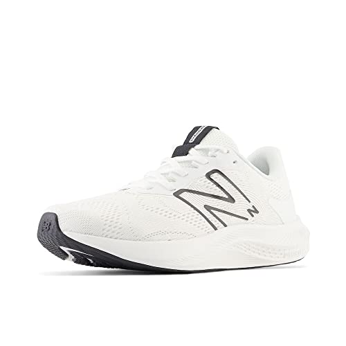 New Balance Women's DynaSoft Pro Run V2 Shoe, White/Silver Metalic, 8 Wide