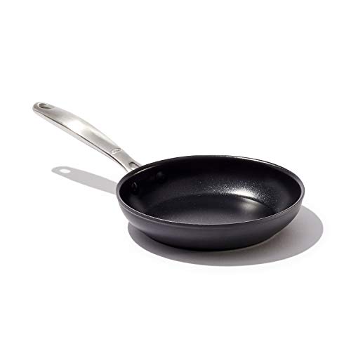 OXO Good Grips Pro 8' Frying Pan Skillet, 3-Layered German Engineered Nonstick Coating, Dishwasher Safe, Oven Safe, Stainless Steel Handle, Black