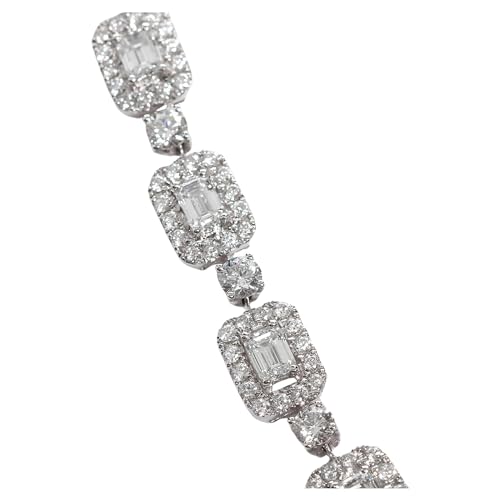 Exquisite 18-karat Emerald & Round Diamond Necklace 24 Inches Total Carart Weight 25.93
