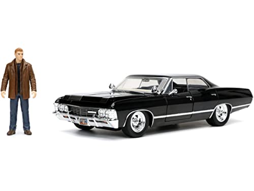 1967 Chevy Impala SS Sport Sedan Black & Dean Winchester Diecast Figurine Supernatural (2005-2020) TV Series 1/24 Diecast Model Car by Jada 32250, unisex