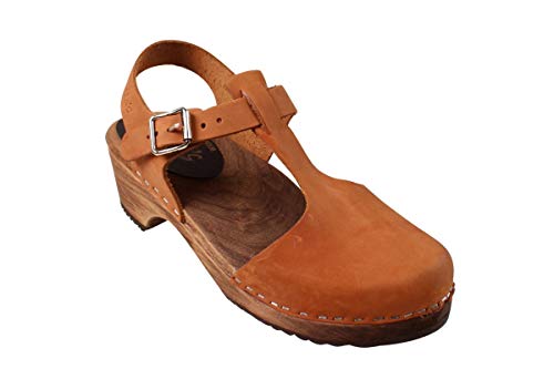 Lotta From Stockholm Swedish Low Wood T-Bar Sandal Clog I Women's Low Heel Clog Shoes on Brown Base I Alder Wooden Base with a Pronounced Arch Support I Brown Oiled Nubuck Leather I Size US 8 EUR 38