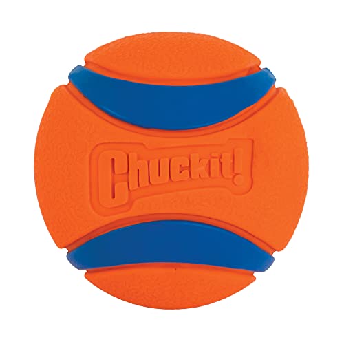 Chuckit! Ultra Ball Dog Toy, Medium (2.5 Inch Diameter) Pack of 1, for breeds 20-60 lbs