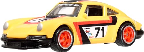 Hot Wheels Car Culture Circuit Legends Vehicles for 3 Kids Years Old & Up, 71 Porsche 911, Premium Collection of Car Culture 1:64 Scale Vehicles