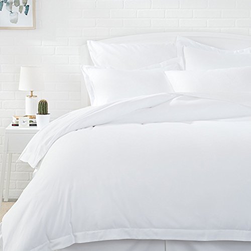 Amazon Basics Lightweight Microfiber 2-Piece Duvet Cover Set with Snap Buttons, Twin/Twin XL, Bright White, Solid