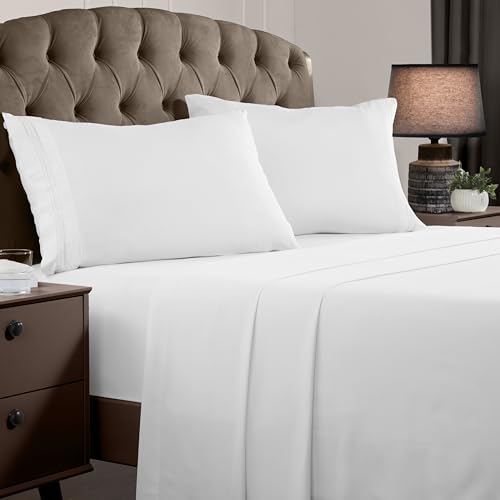 Mellanni Queen Sheet Set - 4 PC Iconic Collection Bedding Sheets & Pillowcases - Hotel Luxury, Extra Soft, Cooling Bed Sheets - Deep Pocket up to 16' - Wrinkle, Fade, Stain Resistant (Queen, White)
