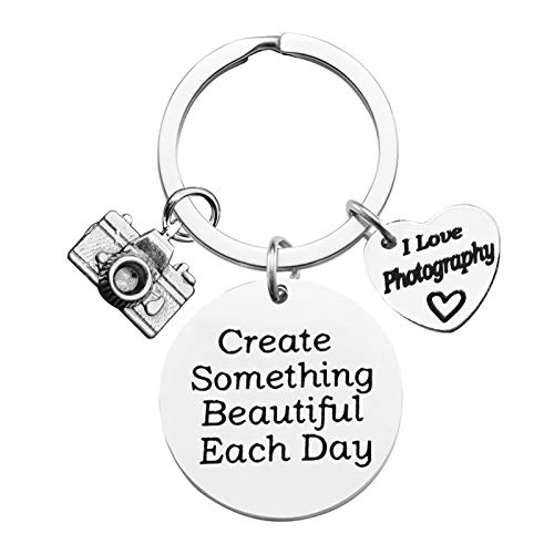 Dabihu Photographer Gift I Love Photography Keychain Christmas Birthday Gifts for Photography Inspirational Gift for Photo Lovers Photo Club Gift Camera Encouragement Gift