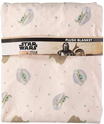 Star Wars Mandalorian Baby Unisex Plush Blanket – Baby Yoda Baby Gifts - Soft Baby Blankets (Off-White/Green, 0-12 Months)
