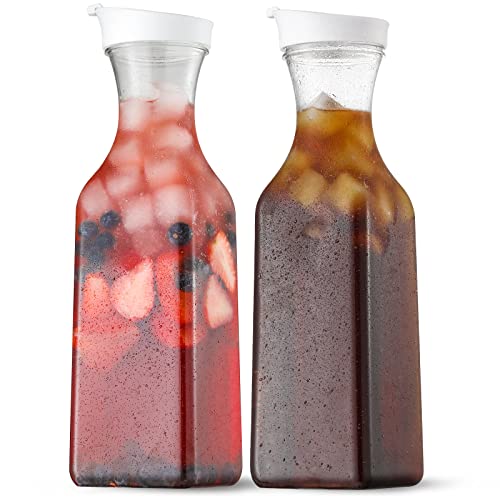 NETANY Plastic 50 Oz Water Carafe with Flip Top Lid, Set of 2 Square Base Juice Containers, Clear Plastic Pitcher - for Water, Iced Tea, Juice, Beverage, Cold Brew and Mimosa Bar - HAND WASH ONLY