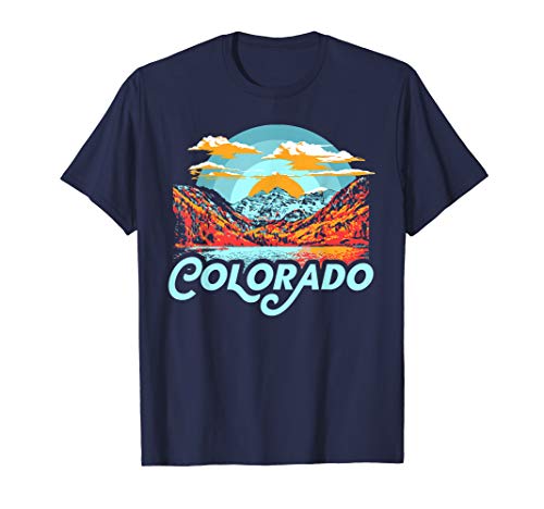 Vintage 80's Colorado Maroon Bells Retro Mountains Graphic T-Shirt
