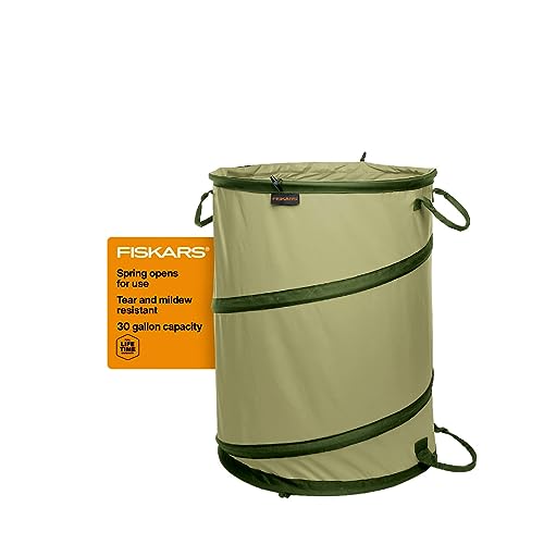 Fiskars Kangaroo Collapsible Garden Bag - 30 Gallon Lawn and Leaf Bag - Container for Lawn Care and Gardening - Green