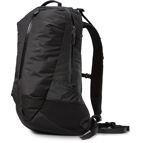Arc'teryx Arro 22 Backpack | Urban Commuter Backpack | Black II, One Size