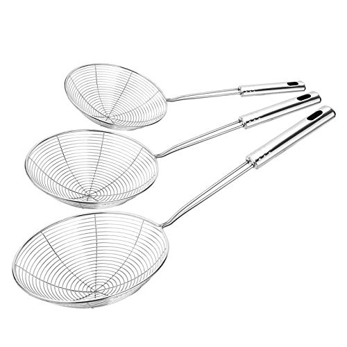 Hiware Extra Large Spider Strainer Skimmer Spoon for Frying and Cooking - Set of 3 Stainless Steel Wire Pasta Strainer with Long Handle, Professional Kitchen Skimmer Ladle - 13.8', 15' & 16.4'