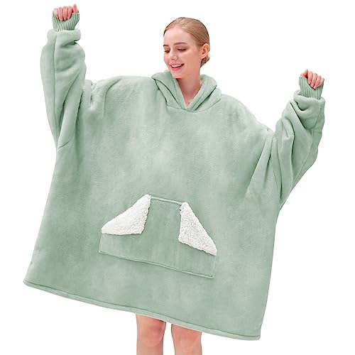 Touchat Wearable Blanket Hoodie, Oversized Sherpa Blanket Sweatshirt with Hood Pocket and Sleeves, Gifts Hooded Blanket for Adult Women Men (Green)