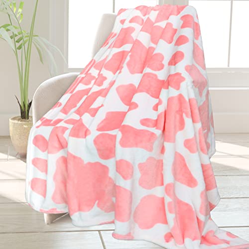 Cute Strawberry Cow Print Blanket Soft Fleece Flannel Lightweight Pink Cow Blankets Cozy Warm Plush Cute Cow Throw Blanket Living Rooms Sofa Decor Cow Gifts Blanket All Seasons 50x60 inch