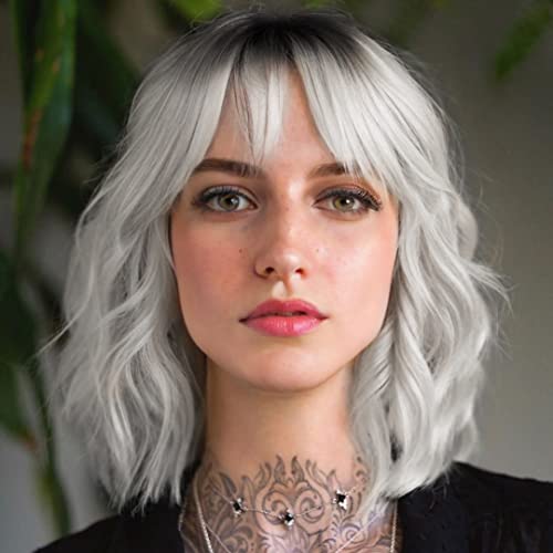 BESTUNG Short White Silver Wigs for Women Ombre Grey Wavy Bob Wig with Bangs Medium Length Synthetic Hair Water Wave Dark Roots Wig Gray Colorful Wigs（12 Inches）