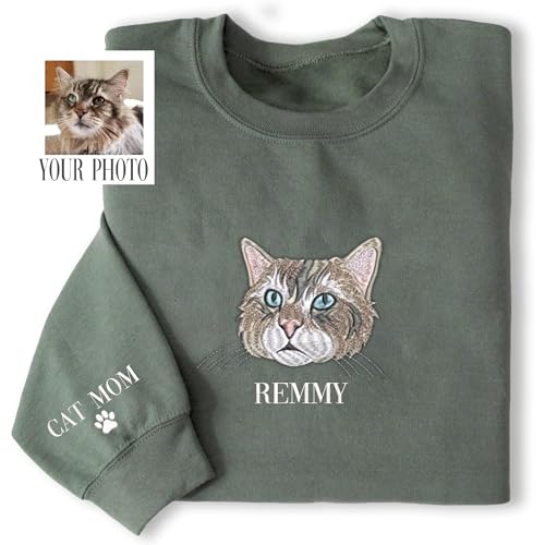 NAZENTI Embroidered Dog Mom Sweatshirt, Cat Mom Gifts, Gifts For Dog Mom, Dog Mom Gifts For Women, Dog Mom Sweatshirt, Personalized, Custom Embroidered Sweatshirt, Mama Shirt