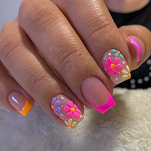 24Pcs Press on Nails Short French Fake Nails Acrylic Square Nude Pink False Nails with Flower Designs Full Cover Stick on Nails Glue on Nails for Women and Girls