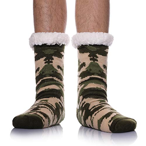 DoSmart Men's Winter Thermal Fleece Lining Knit Slipper Socks Christmas Non Slip Socks(Green Camouflage)