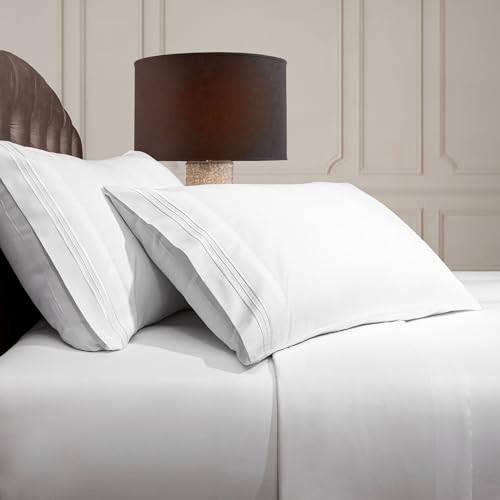 Mellanni King Size Sheets Set - 4 PC Iconic Collection Bedding Sheets & Pillowcases - Hotel Luxury, Soft, Cooling Bed Sheets - Deep Pocket up to 16' - Wrinkle, Fade, Stain Resistant (King, White)