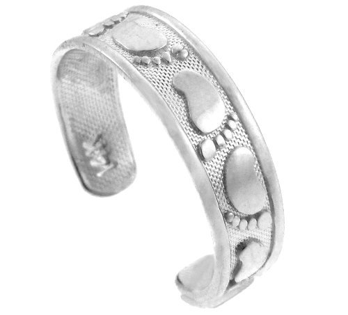 10k White Gold Footprints in the Sand Band Christian Toe Ring (Embossed)