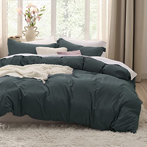 Bedsure Duvet Cover Queen Size - Soft Prewashed Duvet Cover Set, 3 Pieces, 1 Duvet Cover 90x90 Inches with Zipper Closure and 2 Pillow Shams, Forest Green, Comforter Not Included