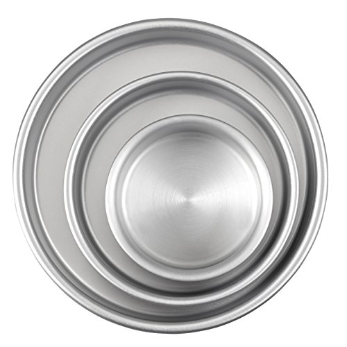 Wilton Aluminum Round Cake Pans, 3-Piece Set with 8-Inch, 6-Inch and 4-Inch Cake Pans