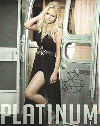 MIRANDA LAMBERT SIGNED AUTOGRAPH 8X10 PHOTO D - SEXY COUNTRY MUSIC STAR, PLATINUM, FOUR THE RECORD, THE WEIGHT OF THESE WINGS, WILDCARD, REVOLUTION, CRAZY EX-GIRLFRIEND