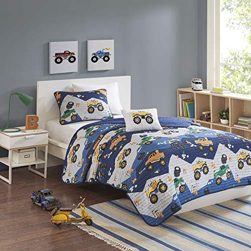 Mi Zone Kids Nash Reversible Quilt Set, Vibrant Fun Design, Lightweight All Season Children Bedding, Coverlet Bedspread, Boys Bedroom Décor, Full/Queen, Big Wheel Monster Trucks 4 Piece