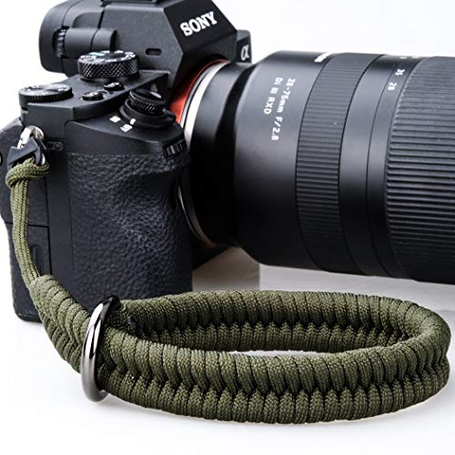 AQAREA Camera Wrist Strap for DSLR Mirrorless Camera, Quick Release Camera Hand Strap with Safer Connector （Green）