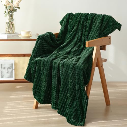 Puncuntex Green Throw Blanket 50'×60' Decorations Fleece Super Soft Plush Fuzzy Cozy Blanket with Square 3D Jacquard Grid Design Luxury Lightweight for Couch Sofa Chair,Dark Forest Green