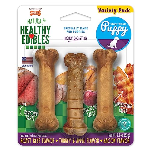 Nylabone Healthy Edibles Natural Puppy Chews Long Lasting Roast Beef, Apple & Bacon Treats for Puppies, X-Small/Petite (3 Count)