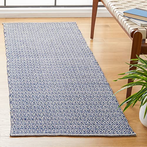 SAFAVIEH Montauk Collection Runner Rug - 2'3' x 7', Ivory & Navy, Handmade Cotton, Ideal for High Traffic Areas in Living Room, Bedroom (MTK717H)