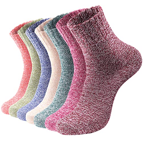 Clothirily 7 Pairs Thick Knit Wool Crew Socks - Warm Winter Socks for Women, Cozy Gifts