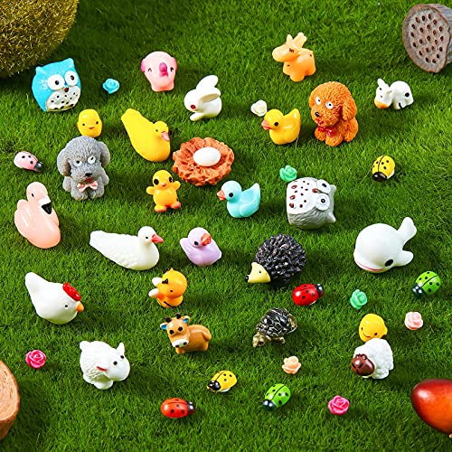 Skylety 100 Pieces Mini Resin Charm Duck Tiny Animal Figurine Miniature Duck Figurine Tiny Animal Figurine Micro Landscape Aquarium Dollhouse Ornament for Party Accessory(Stylish Style)